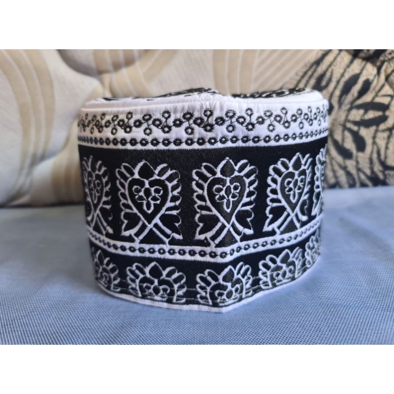 peci oman assyarif motif terbaru