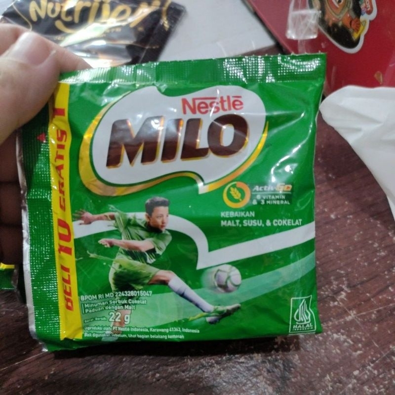 

Milo activ go 22gr / nestle milo minuman serbuk / milo bubuk