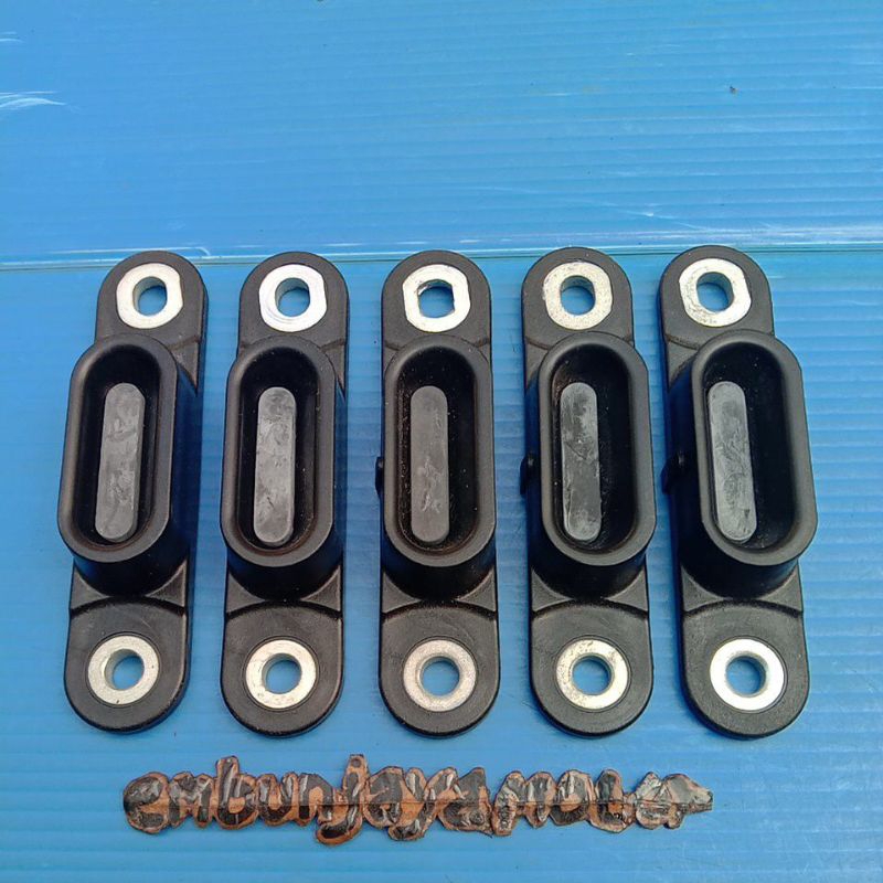 stopper sliding pintu tengah Grandmax Luxio Espass Zebra original