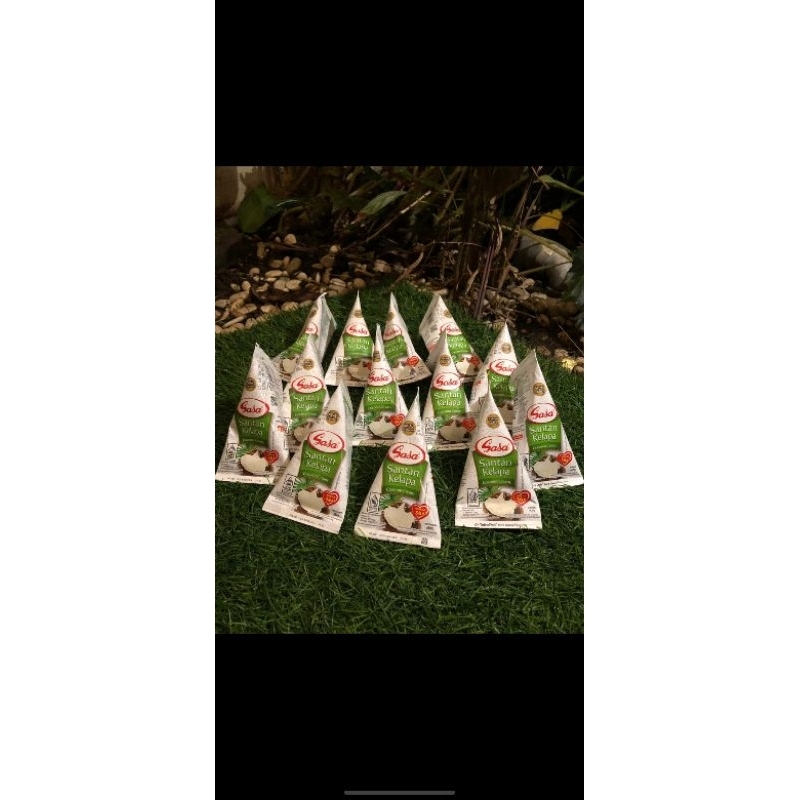 

SASA SANTAN CAIR 65ML isi 16 pcs
