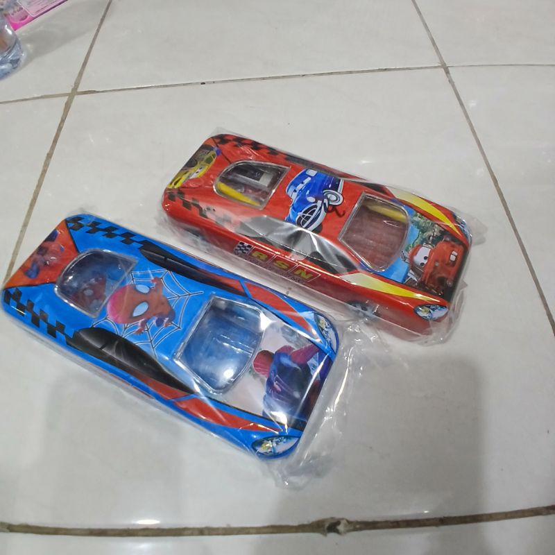 

Kotak Pensil Bentuk Mobil Balap Karakter lucu + 2 pensil, penghapus dan penggaris GP008-3 ATK