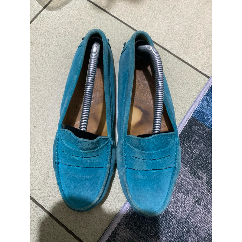Preloved Sepatu TODS