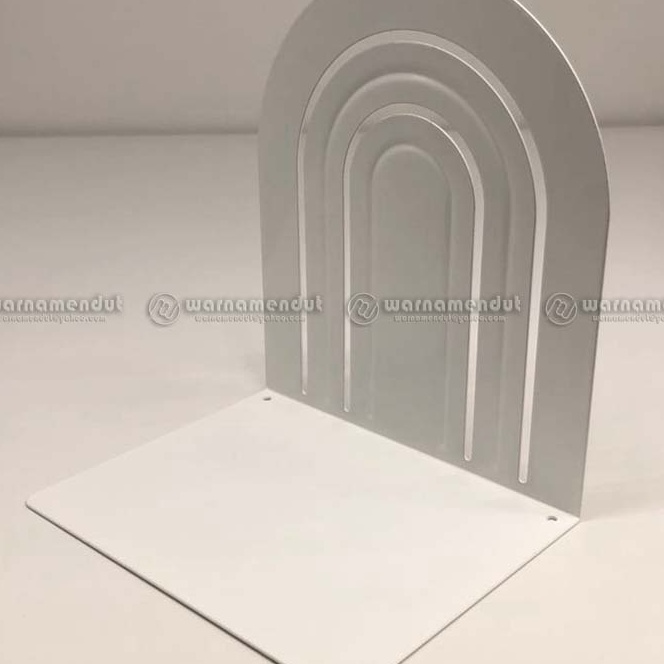 

KF7 Penahan buku organiser penyangga buku besi15x13cm WMO IK67