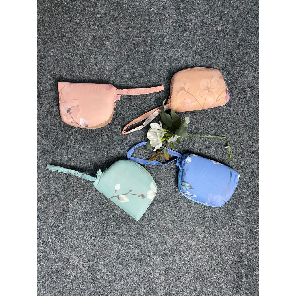 Mukena Traveling Mini Pouch Parasut Korea Tanggung