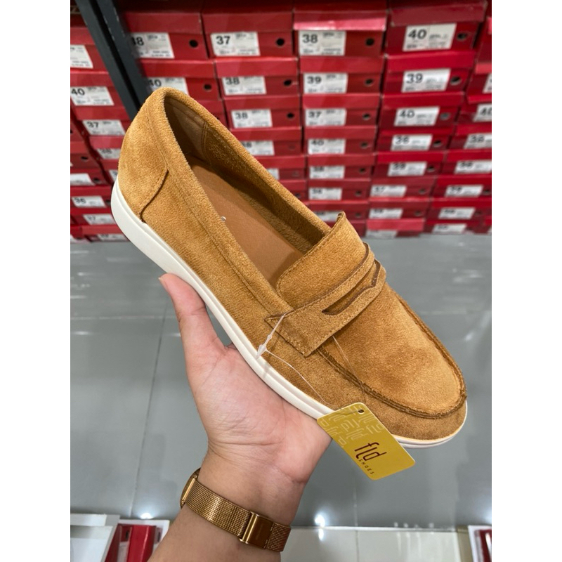 sepatu docmart wanita FLD