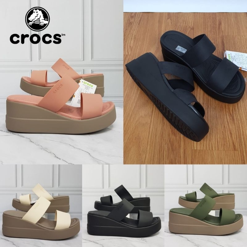 SANDAL CROCS BROOKLYN WEDGES WOMEN/SANDAL CROCS WANITA/SANDAL WEDGES WANITA