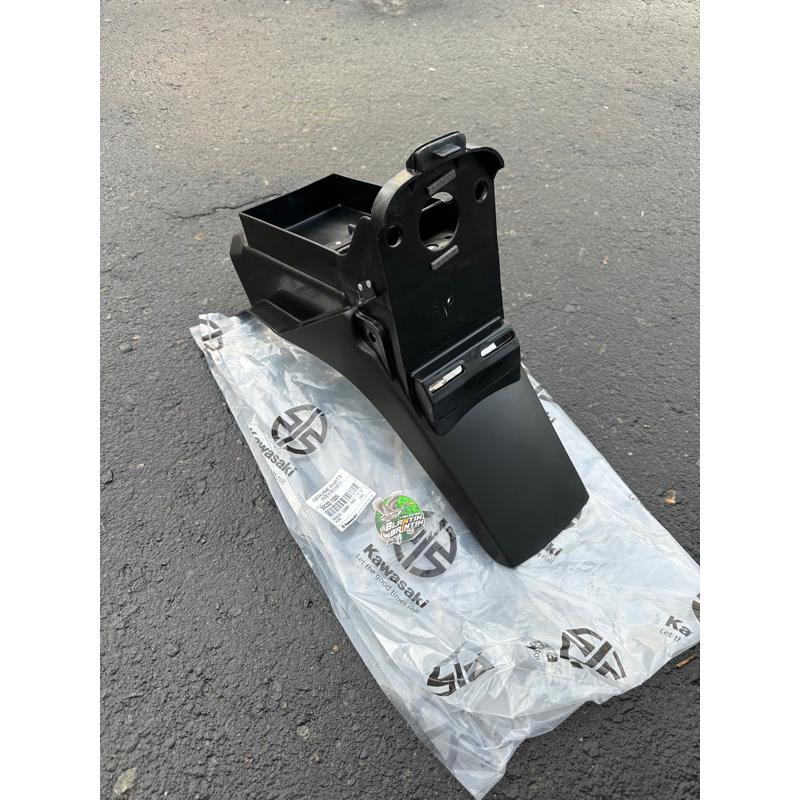 SPAKBOR SLEBOR BELAKANG NINJA 150 RR OLD ZX 150 ORIGINAL KAWASAKI 35022-1325 Spakbor Belakang ZX-150