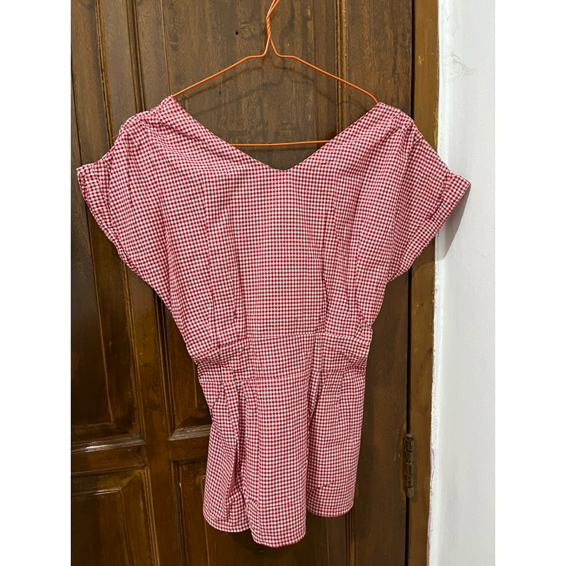 blouse merah kotak kotak (PRELOVED)