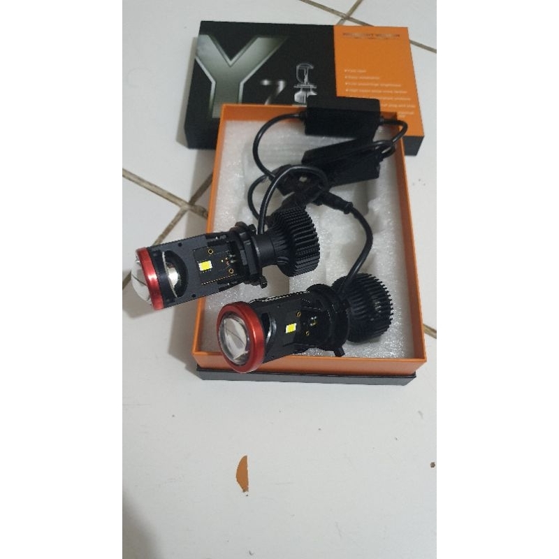 LAMPU LED MINI PROJECTOR PROJECTOR H4 Y7 SUPER BRIGHT MOBIL MOTOR