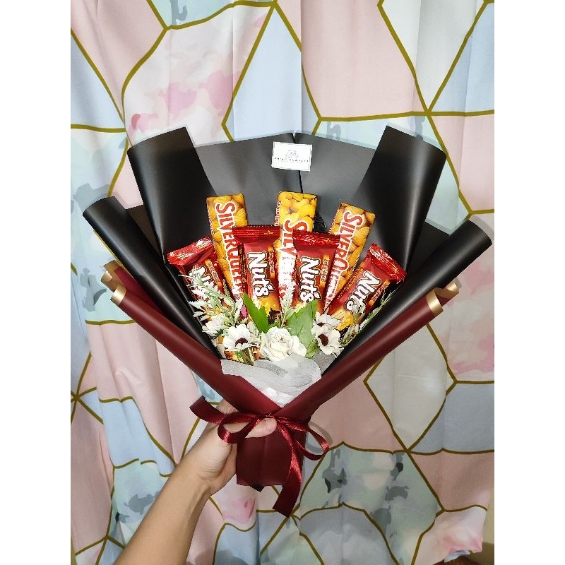 Bouquet snack wisuda silverqueen/buket coklat/buket valentine/hadiah