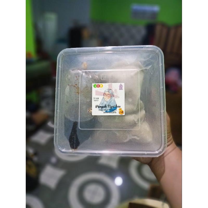 

Pempek Nyai Kau Paket Keluarga lengkap Frozen