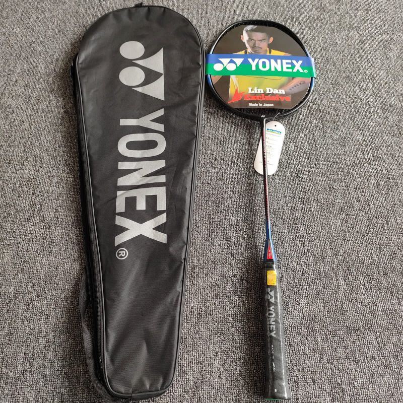 RAKET BADMINTON YonexTipe: Carbonex 25 Sp Tension/tarikan: 24-25 LbsRaket siap pakai bonus tas & gri