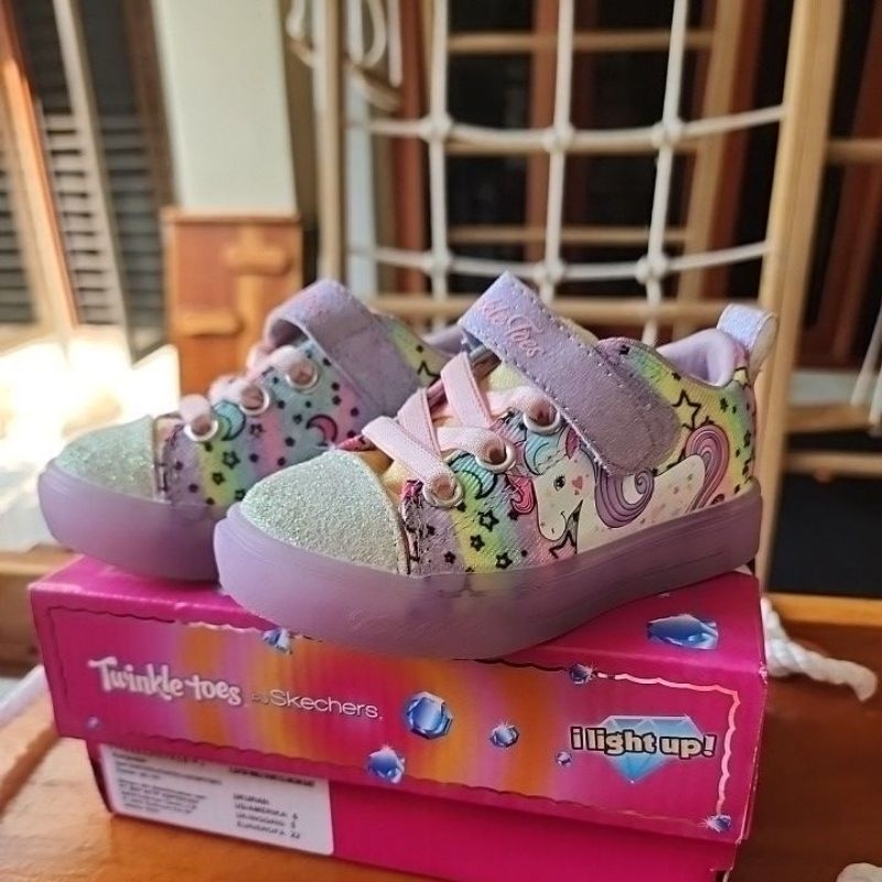 sepatu anak  lampu skechers twinkle toes