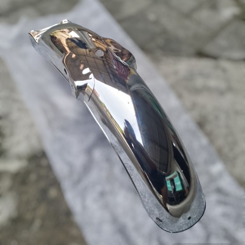 slebor spakbor rear fender belakang Honda gl 100 GLK krom import impor pres