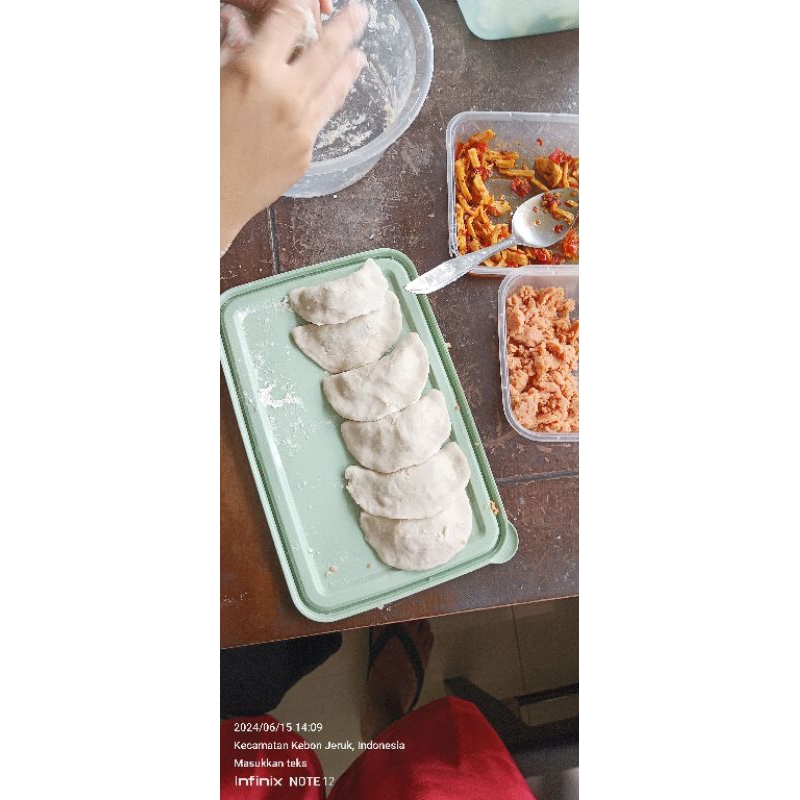 

cireng isi