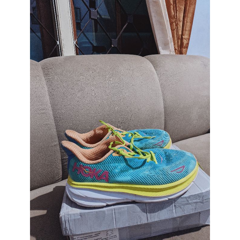 sepatu running hoka Clifton 9 second ori
