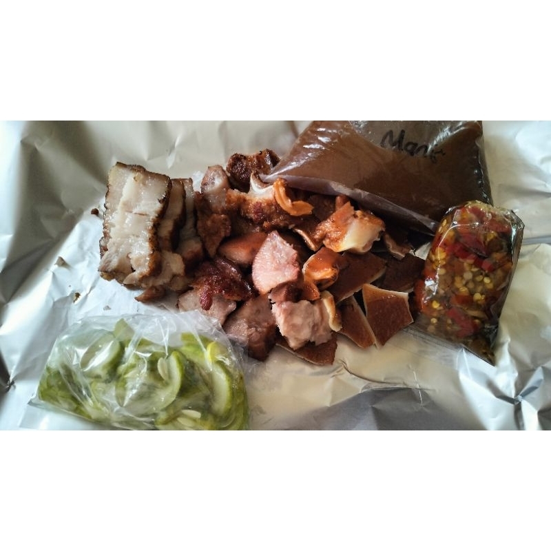 

Siobak Campur, Rice Bowl, Mie Bowl, Babi Tumis Sayur