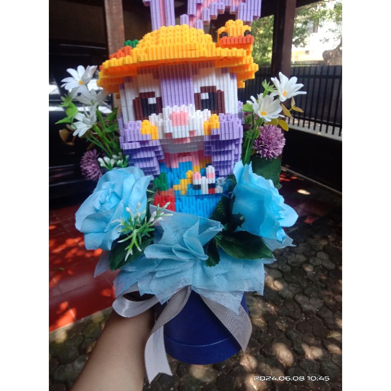

BloomBricks