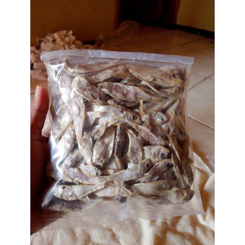 

ikan Kuningan kering garing gurih