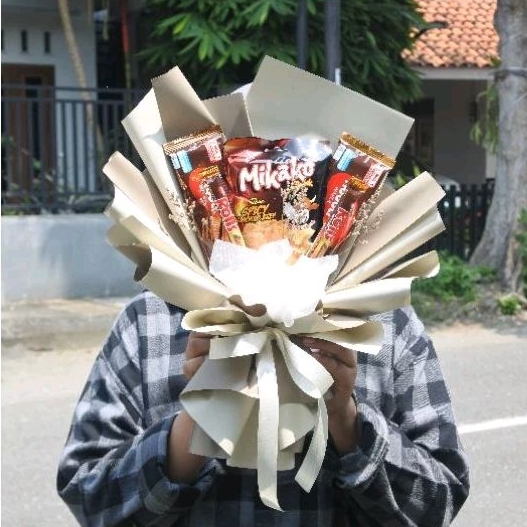 

BUKES WISUDA BUKET SNACK BUKET JAJAN