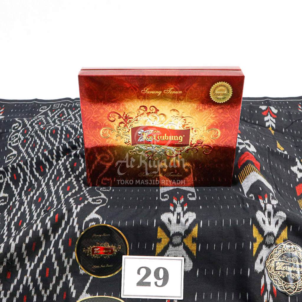 Sarung Ketjubung Gold Motif CLS Corak Liris Hitam Putih Warna Ketjubung Red Mesres