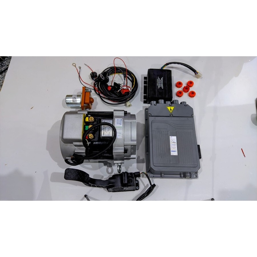 Mesin Mobil Listrik Motor PMSM 20KW Peak 60KW 210 Nm Permanent Magnet