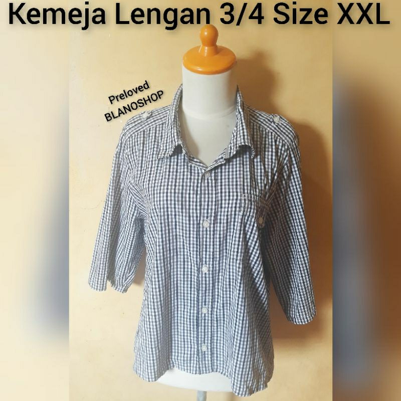 Preloved Kemeja Wanita Lengan 3/4 Kotak" Hitam Putih Size XXL