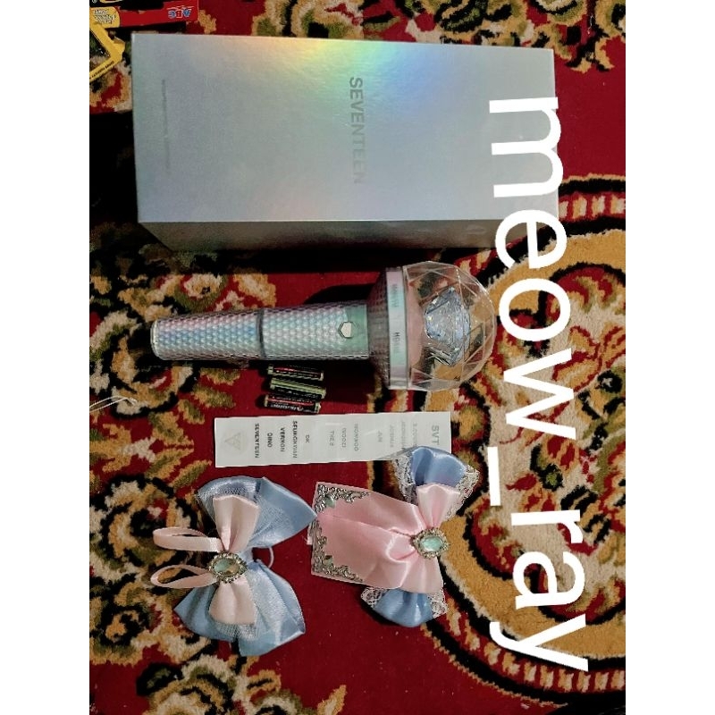 READY INA LIGHTSTICK SEVENTEEN VER 2 OFFICIAL'S MERCHANDISE