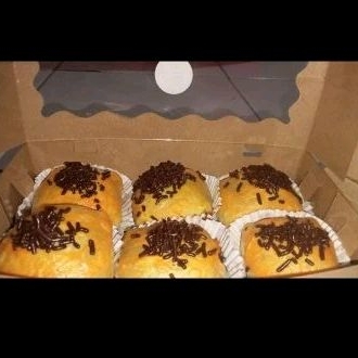 

Bolen pisang coklat isi 6pcs produksi Mamafar