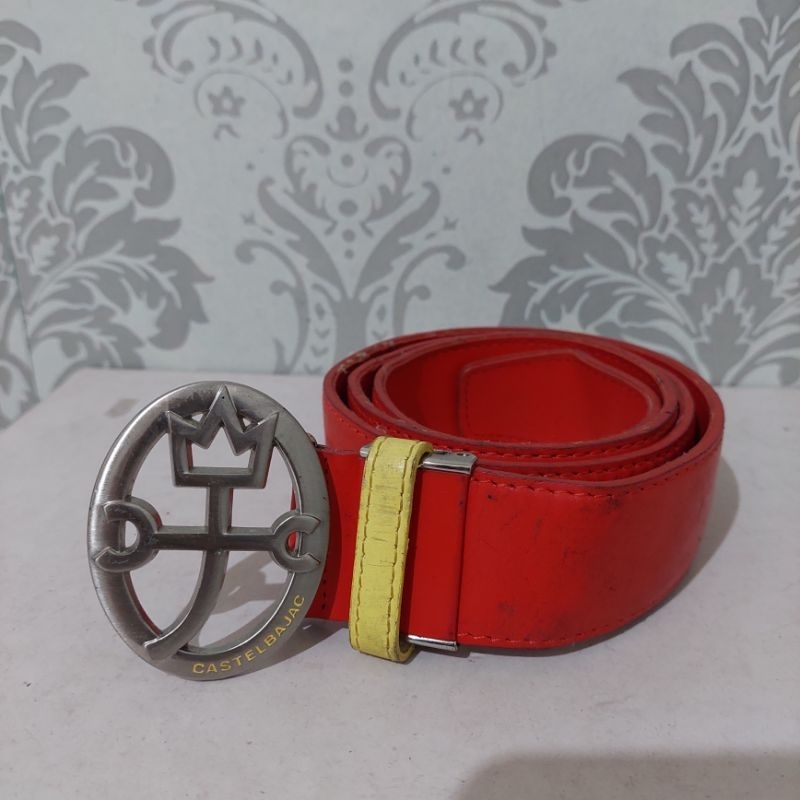 ikat pinggang wanita merah castlebajac preloved