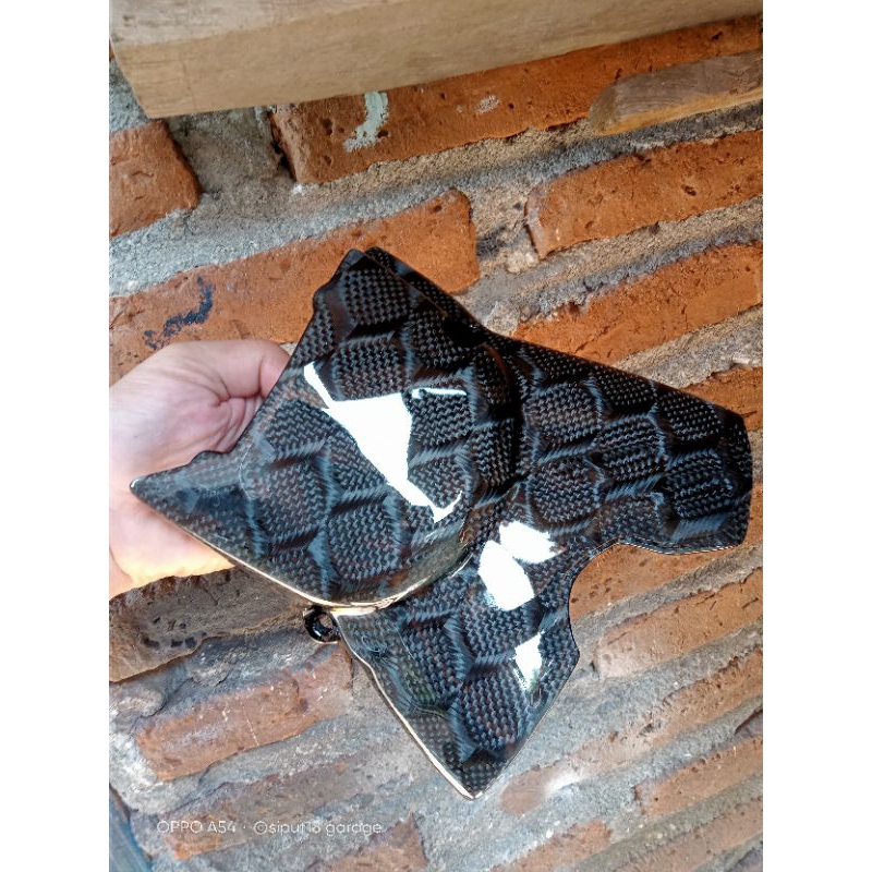 tutup gear depan karbon kevlar jaquart supra 125 karisma.