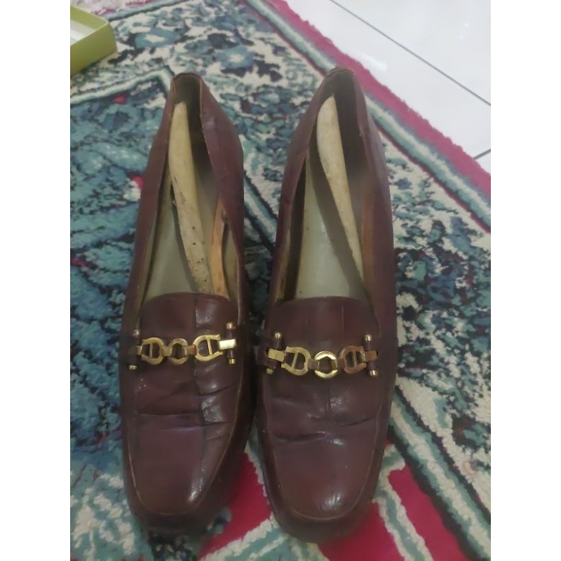 preloved Sepatu aigner ori ukuran 38