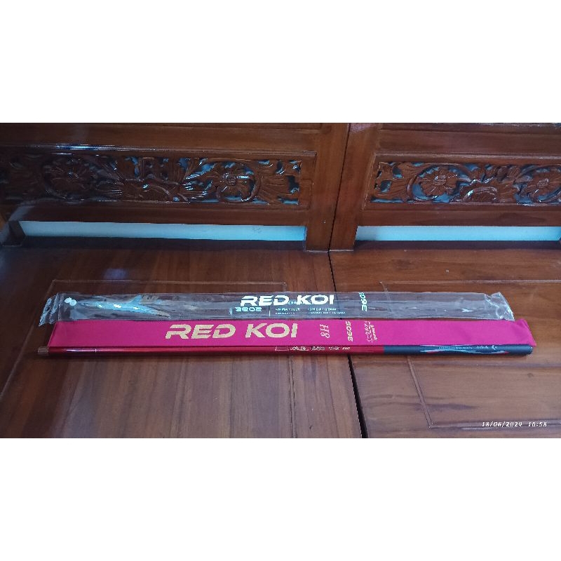 Red koi 360