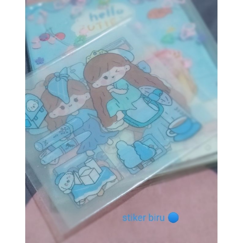 

stiker biru warna laki laki namun ini barang untuk perempuan