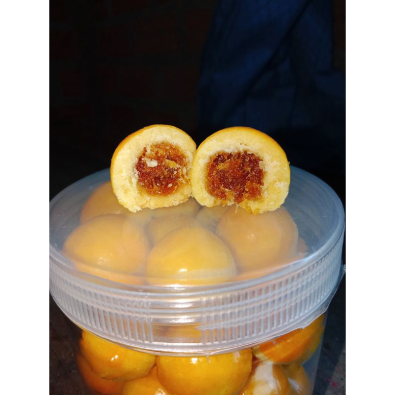 

nastar bulat glowing