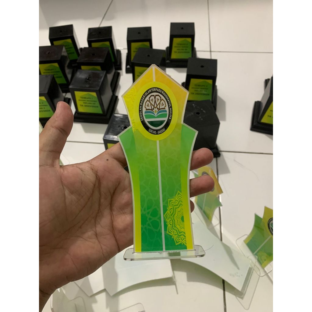 PIALA WISUDA TK,SD CUSTOM