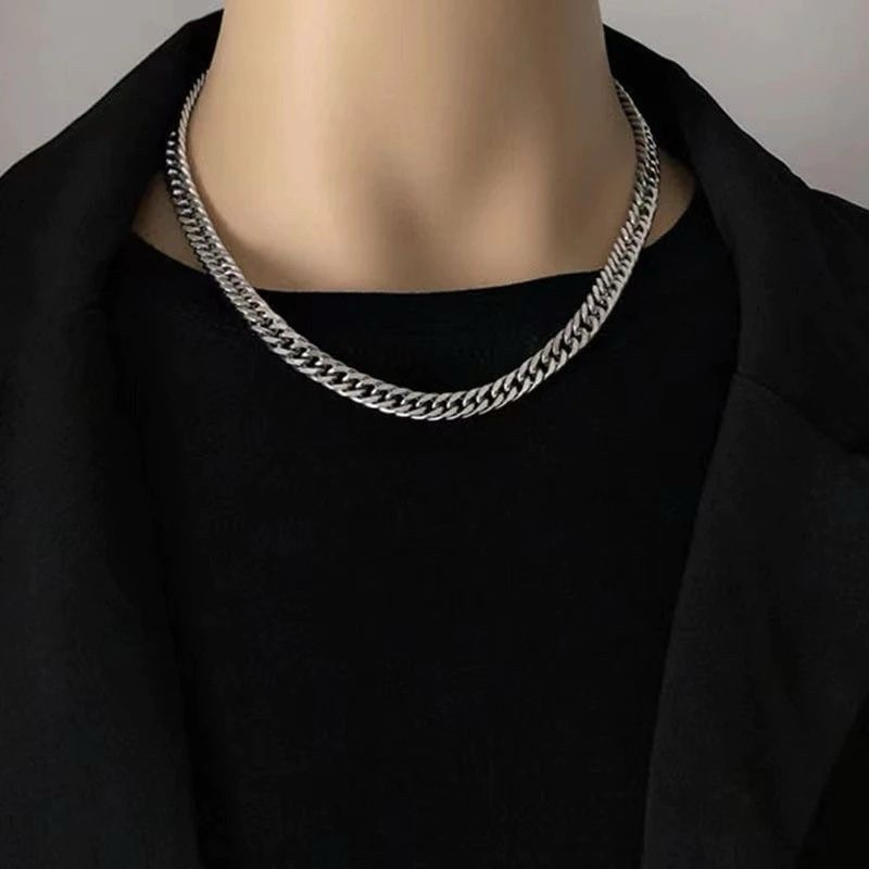 Kalung rantai dabel pria full titanium asli di jamin puas dan tahan karat selama nya