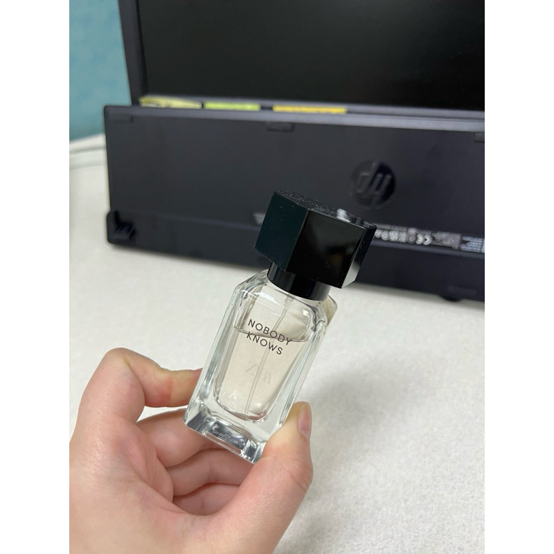 ZARA PARFUM NOBODY KNOWS