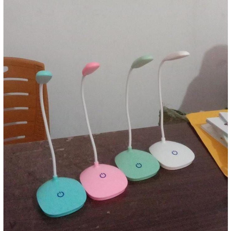 LAMPU MEJA BELAJAR V180/V-180 LAMPU MEJA BISA DI CAS