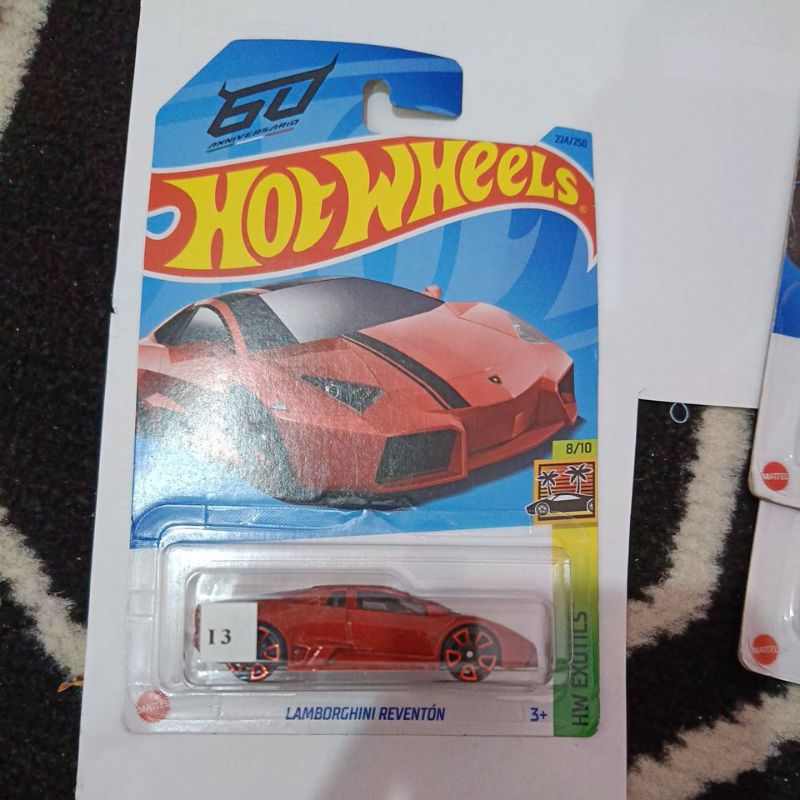 Hotwheels Lamborghini Reventon merah