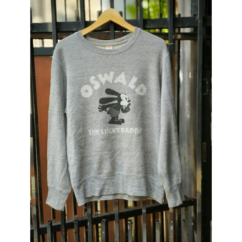 Sweater Colab Uniqlo Disney