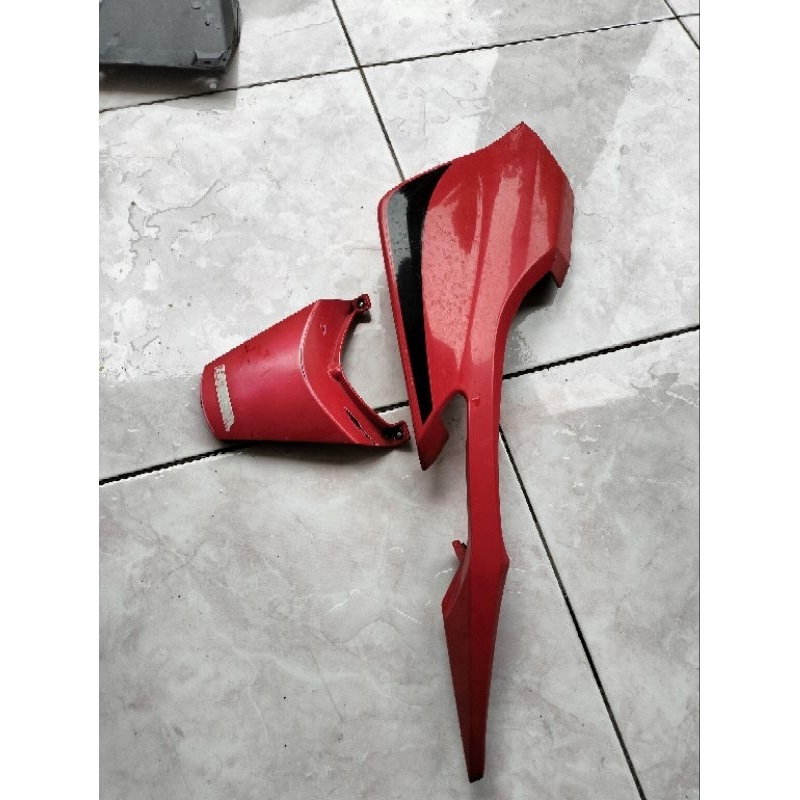 tutup stoplamp belakang cbr150r