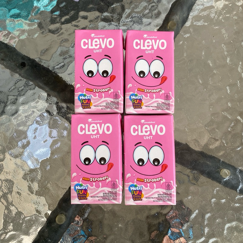 

Clevo susu UHT Rasa Stroberi kemasan 115 ml