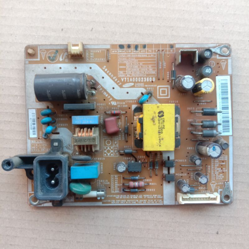 psu regulator tv Toshiba Toshiba 19HV15E original cabutan