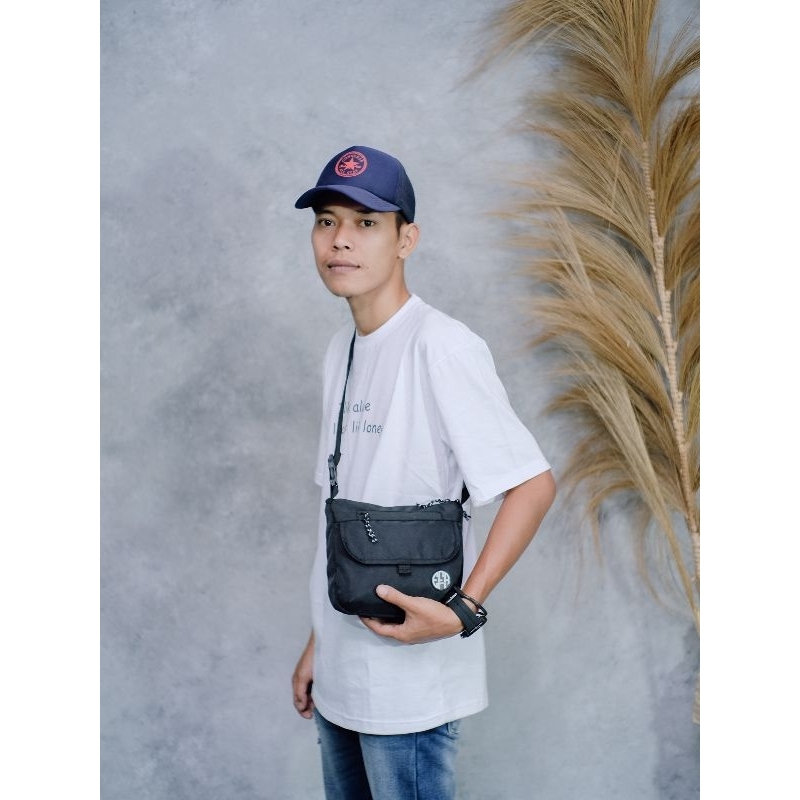 tas slempang pria wanita effort tas remaja