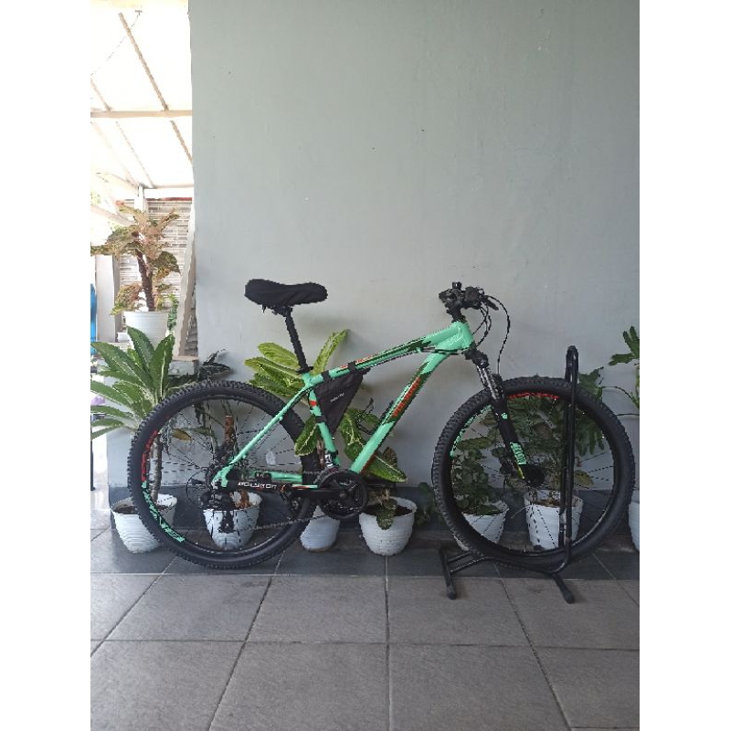 Sepeda MTB Polygon Cascade 4 LIKE NEW