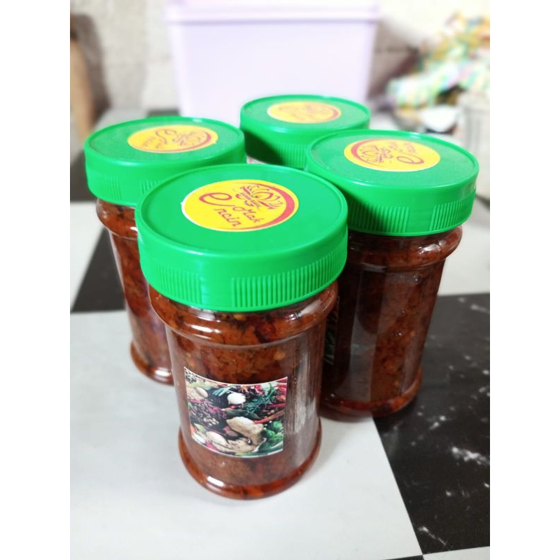 

Terasi merah/sambal uleg/sambal goreng