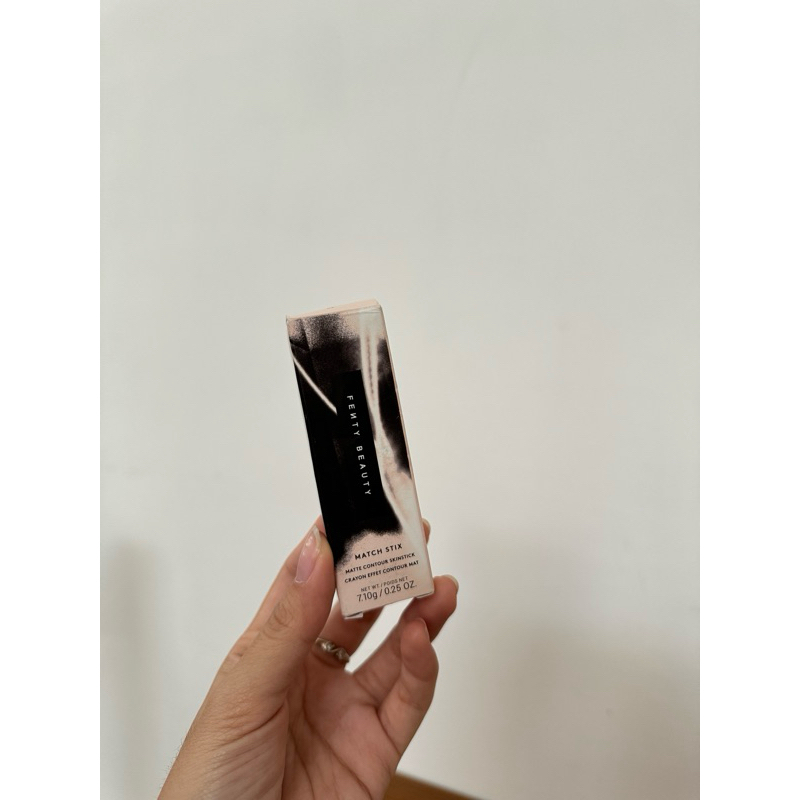 fenty contour stick shade mocha