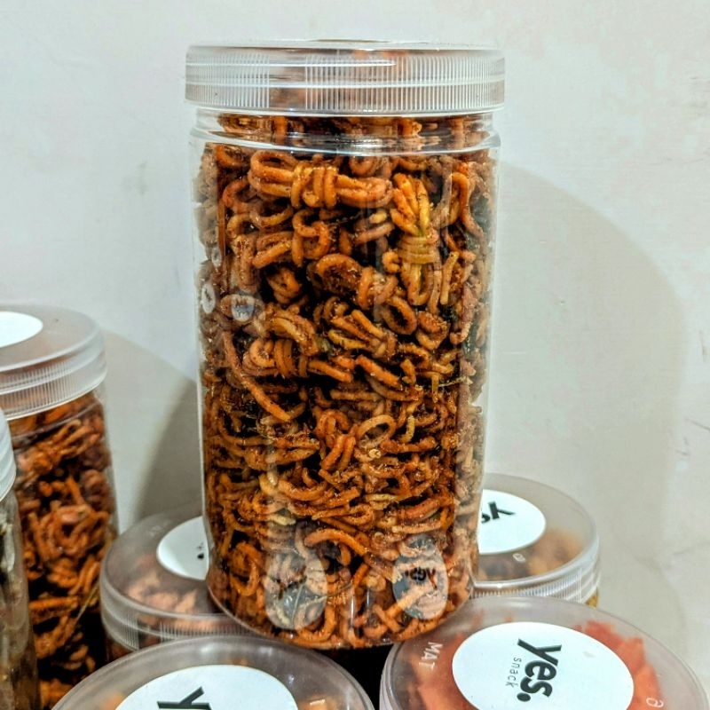 

Mie Gulung Pedas Daun Jeruk Premium - Toples 1L