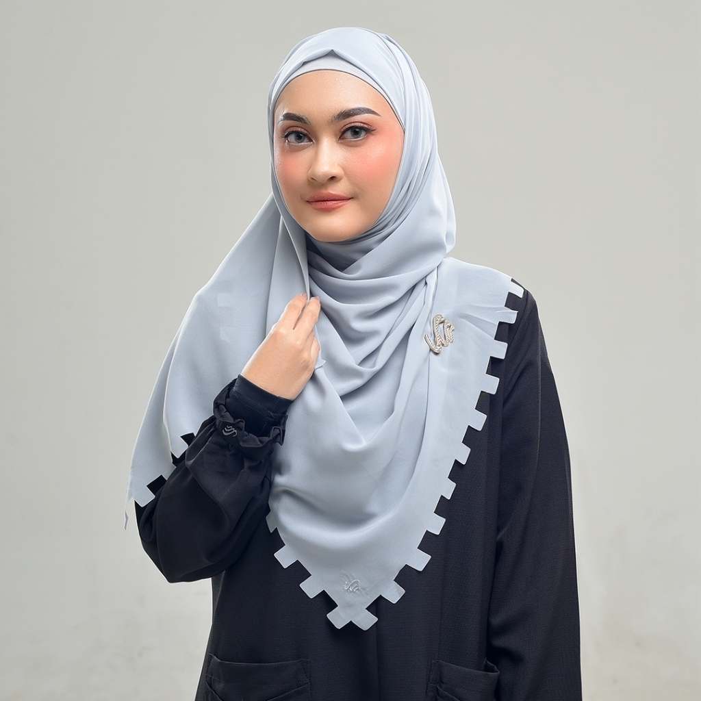 Kerudung Segi Empat Rabbani Zahira Dagadu V1 Ukuran M Jilbab Segiempat Polos Motif Kotak